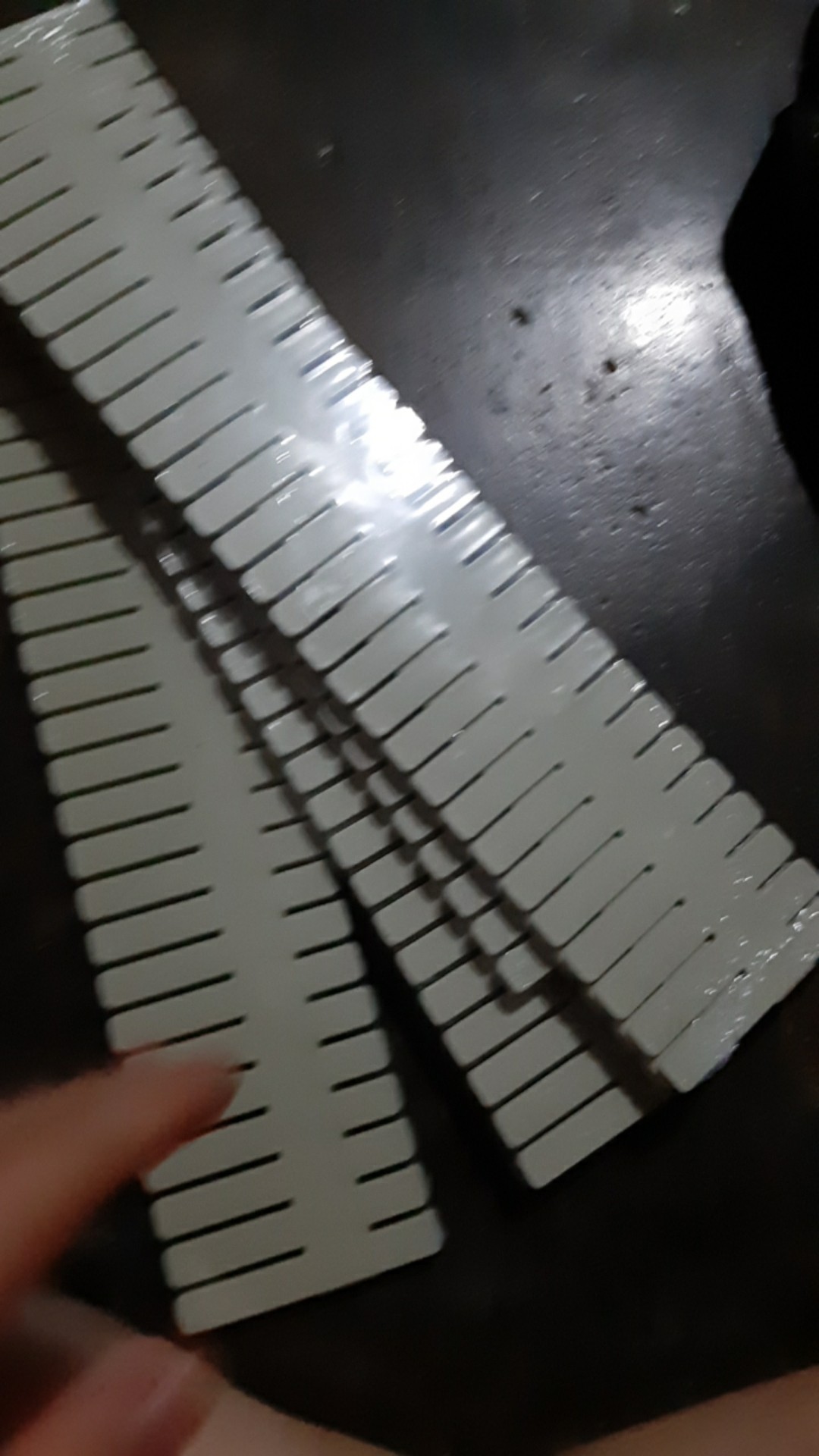 Os Sekat Laci Organizer / Penyekat Pemisah Partisi Pembatas Kotak Laci Lemari Set Isi4pc