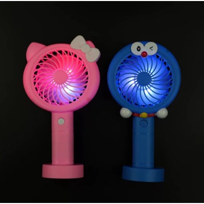 ITSTORE Kipas Mini Tangan Genggam Tancap Karakter Fan Led Light Lucu Unik Portable USB Doraemon Hello Kitty Minion