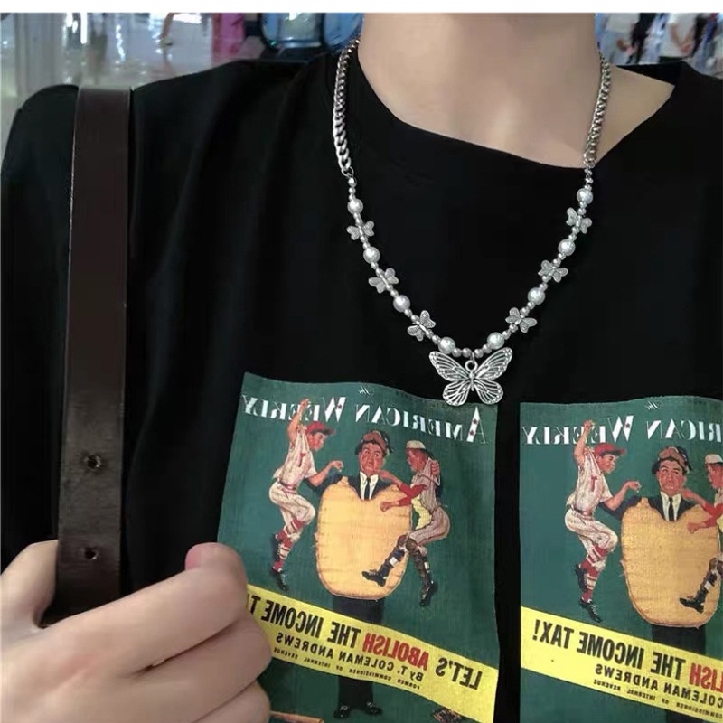 Kalung Liontin Kupu-Kupu Aksen Mutiara Gaya Retro Hip-Hop Untuk Pria Dan Wanita