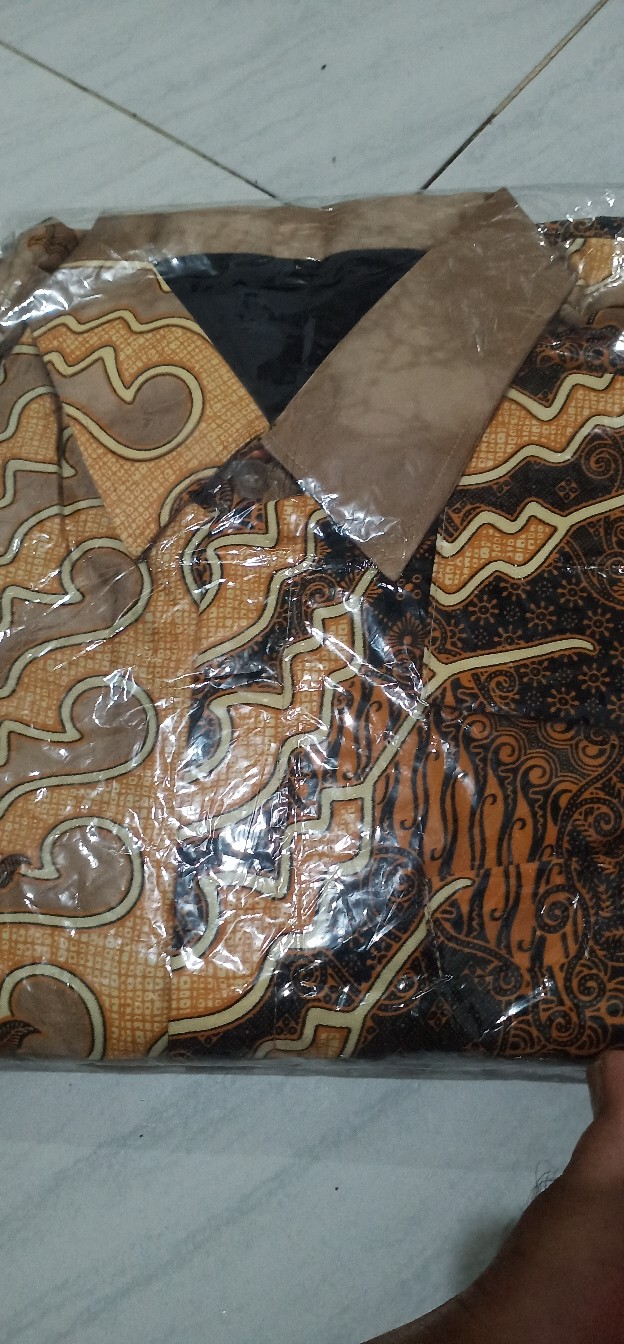 Kemeja Batik Pria Semi Sutra Silky Premium Puring Istimewa