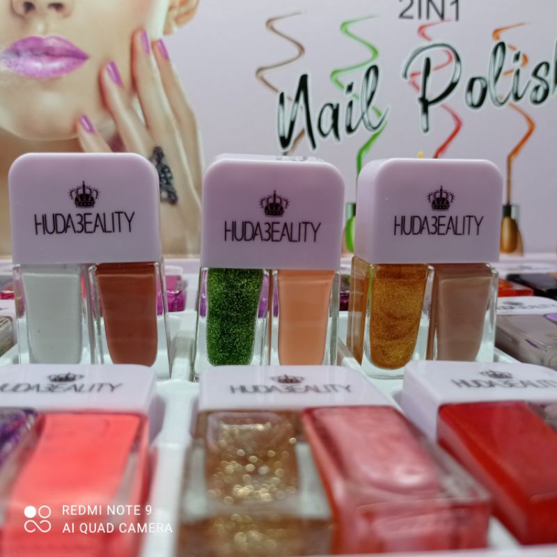 Kutek 2 in 1 dapat 2 warna Huda Beauty Nail Polish (Pengiriman Random)