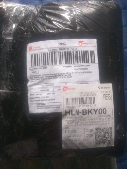 Sprei Katun Star Motif Moo Moo Hitam