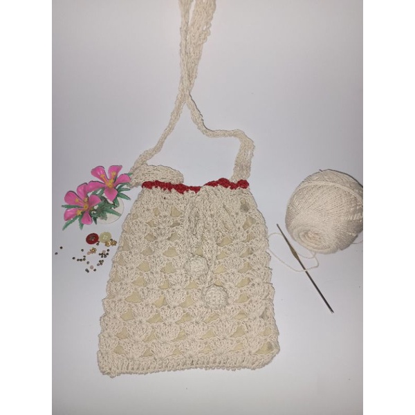 Tas selempang rajut serut