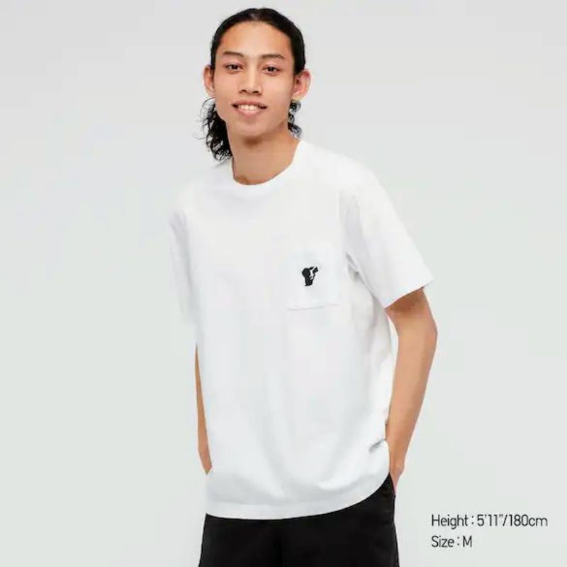 Kaos Uniqlo UT x Pokemon Size L Putih