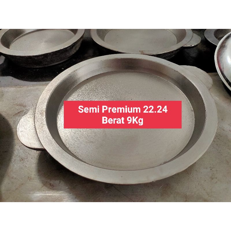 Loyang  martabak manis 22/24 baja semi premium (siap pakai)