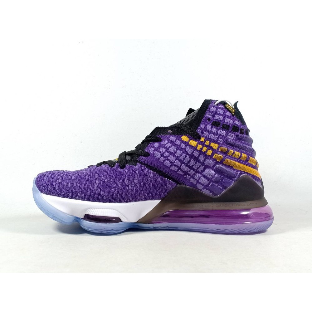 lebron 17 size 9