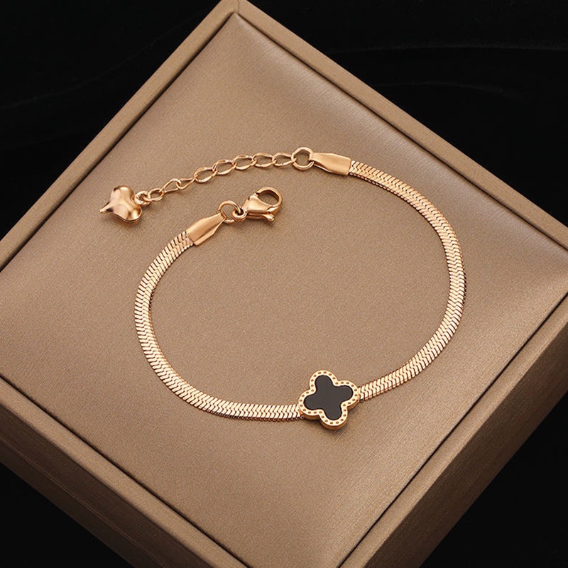 Gelang Titanium Angka Romawi Semanggi Gelang Rantai Wanita Anti Karat