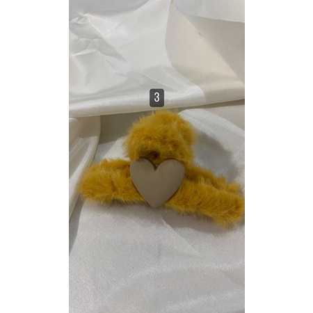 JEPITAN RAMBUT Bulu KOREA / JEPIT KOREA CLASSIC / Pin rambut Premium Korean hair Claw /Jedai Rambut / Hair Clip Wanita