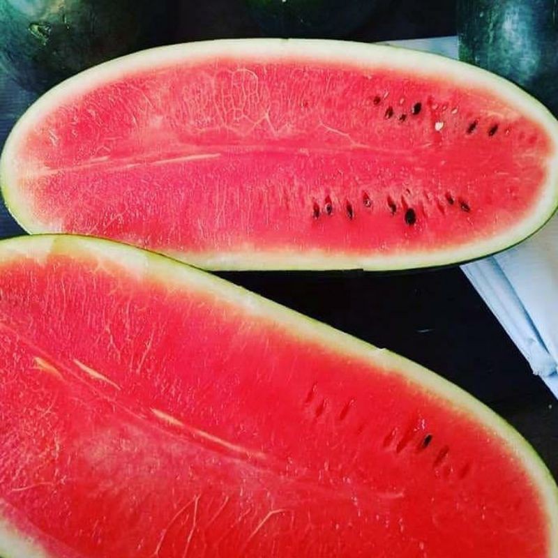 

semangka lonjong 1buah