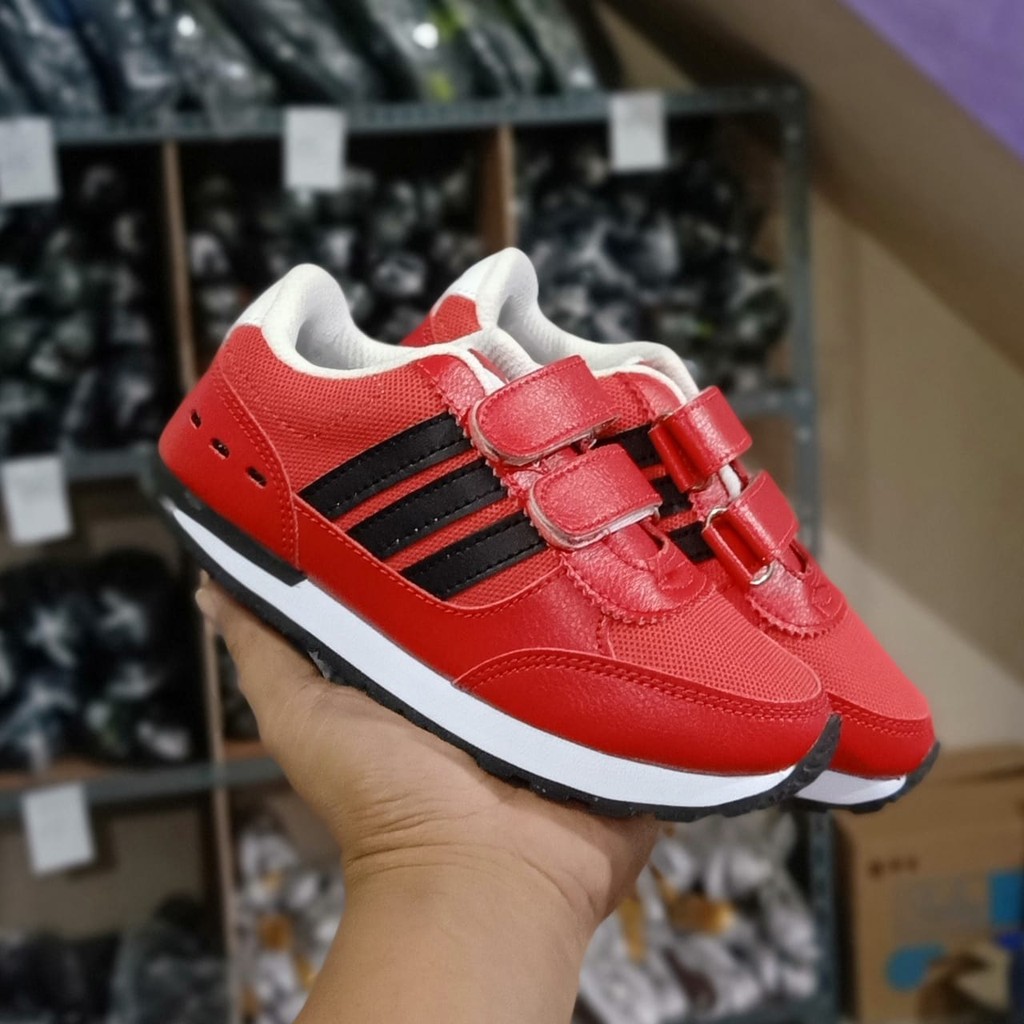 Sepatu anak Sneakers fashion casual terbaru hitam sekolah running murah laki laki dan perempuan!!COD