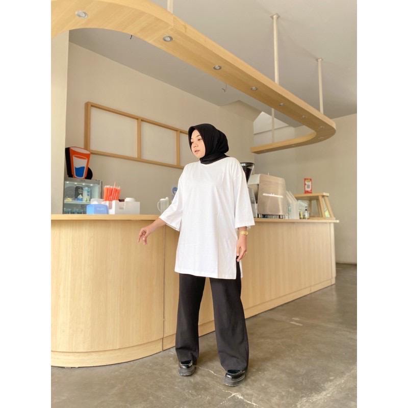 BEFAST - ZGW OOTD Kaos Oversize NALIYA / Oversize Meldev Kaki Belahan Premium Tebal / Kaos Oversize Wanita Terbaru / Tshirt Polos / Atasan Wanita Lengan 3/4 / Pakaian Casual Wanita / Kaos Jumbo Kekinian Remaja Wanita / Trendy / Oversize Kaos Termurah