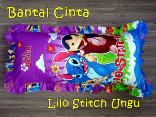 Bantal Cinta Karakter