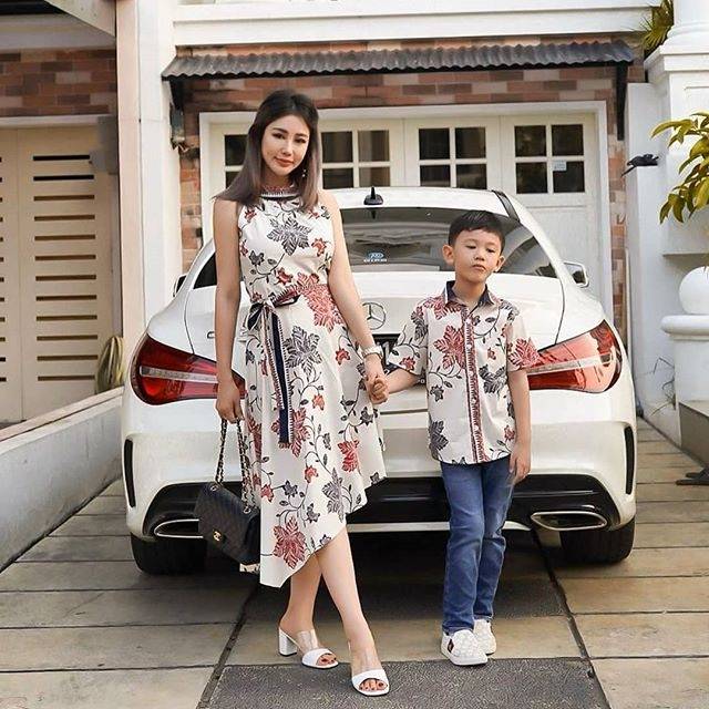 BATIK COUPLE FAMILY YZ