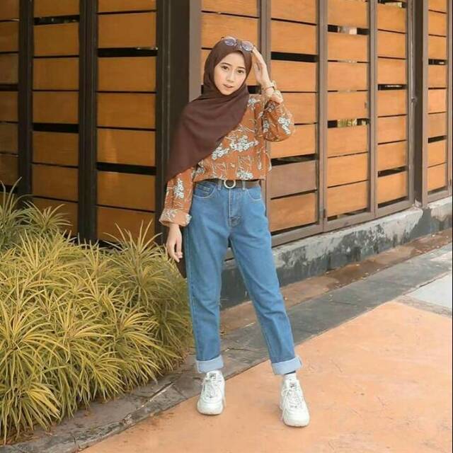 Baju Yang Cocok Untuk Celana Boyfriend Tips Mencocokan Baju Yang Cocok Untuk Celana Boyfriend Tips Mencocokan