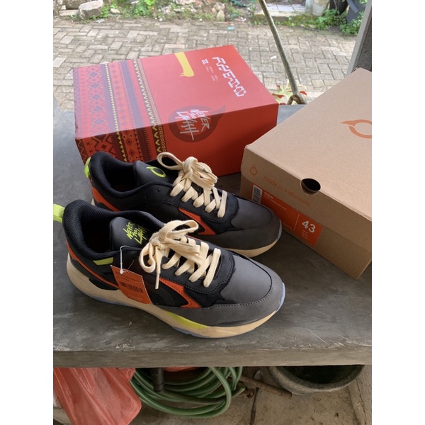 Ortuseight X Nevertoolavish