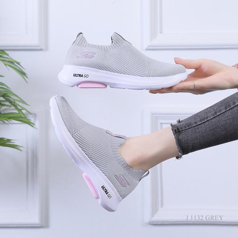 SEPATU WANITA SLIP ON SHOES 1132