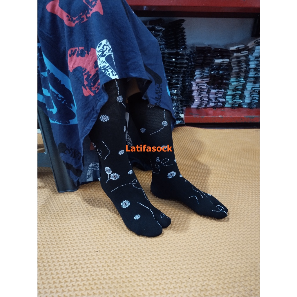 Kaos Kaki Muslimah Jempol Latifa Motif Bunga Kapas Size L Dewasa