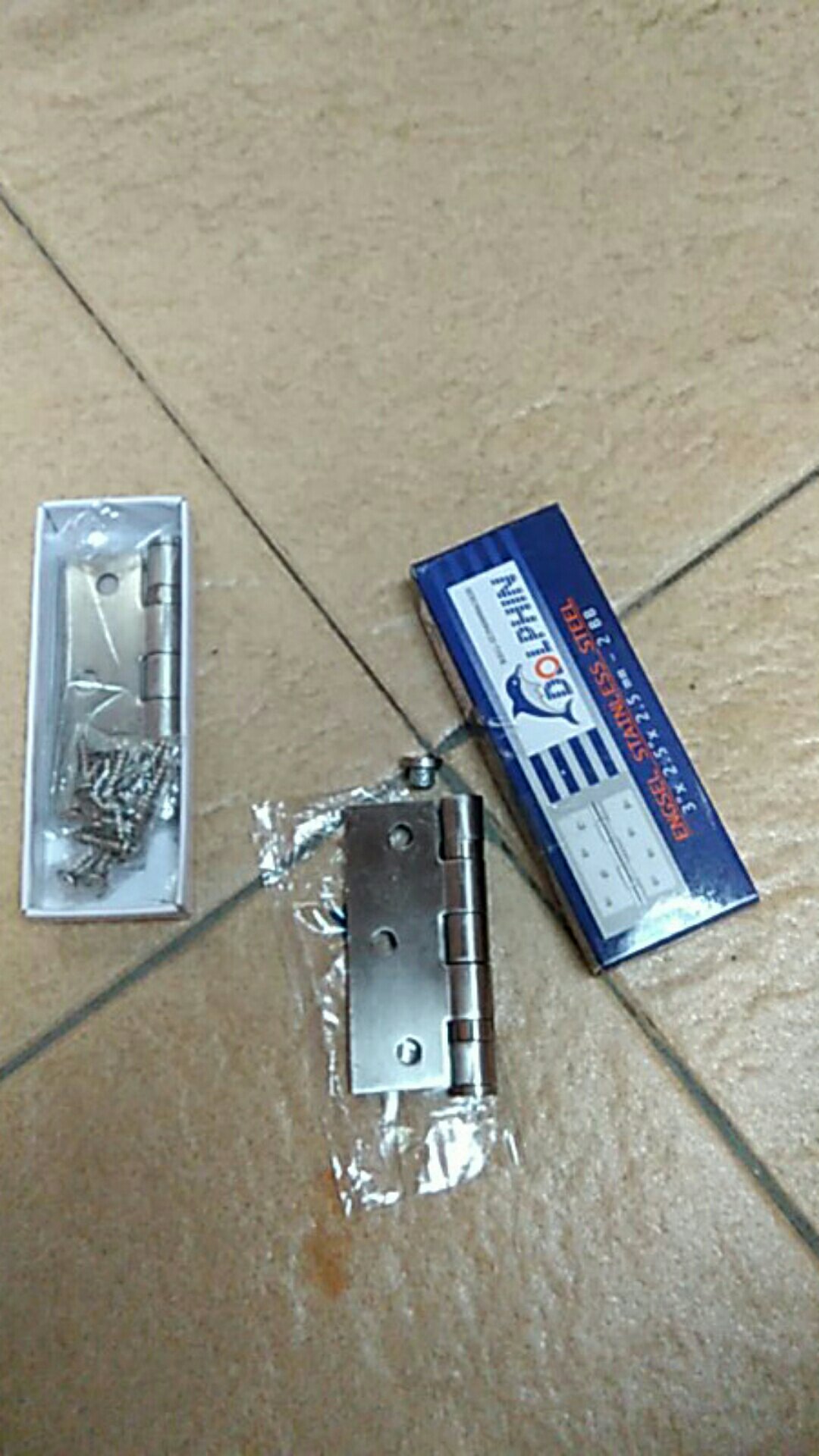 Engsel Jendela Stainless Merk Dolphin Ukuran 3 X 2.5