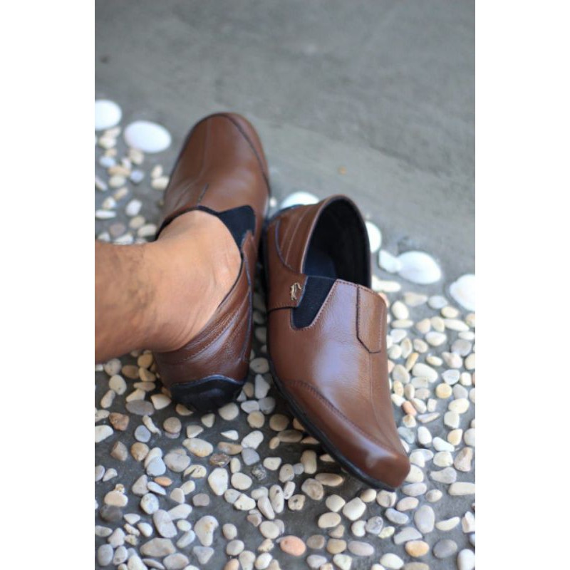 Sepatu Pria, Sepatu slipon Crocodile Dasi Kulit Asli