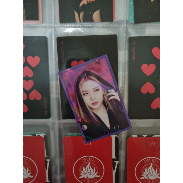 PC Photocard Ryujin Holo WD Guess Who Itzy