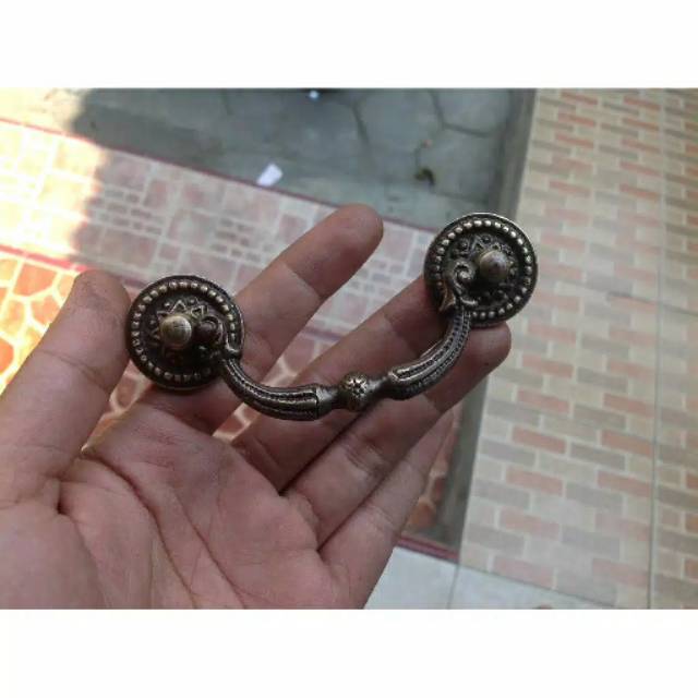 Handle / Tarikan Laci Lemari Jendela Pintu Rumah Kuningan Kitchen Set Sangkar Burung Ukir 9.5cm