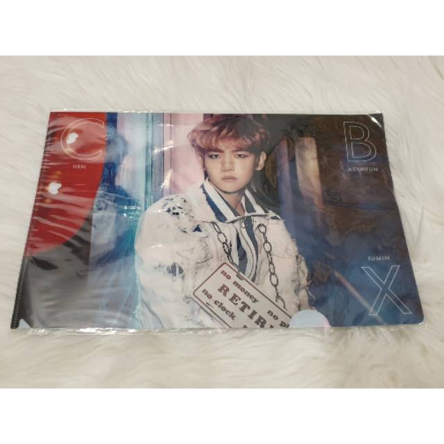 Exo cbx girls L holder - baekhyun version