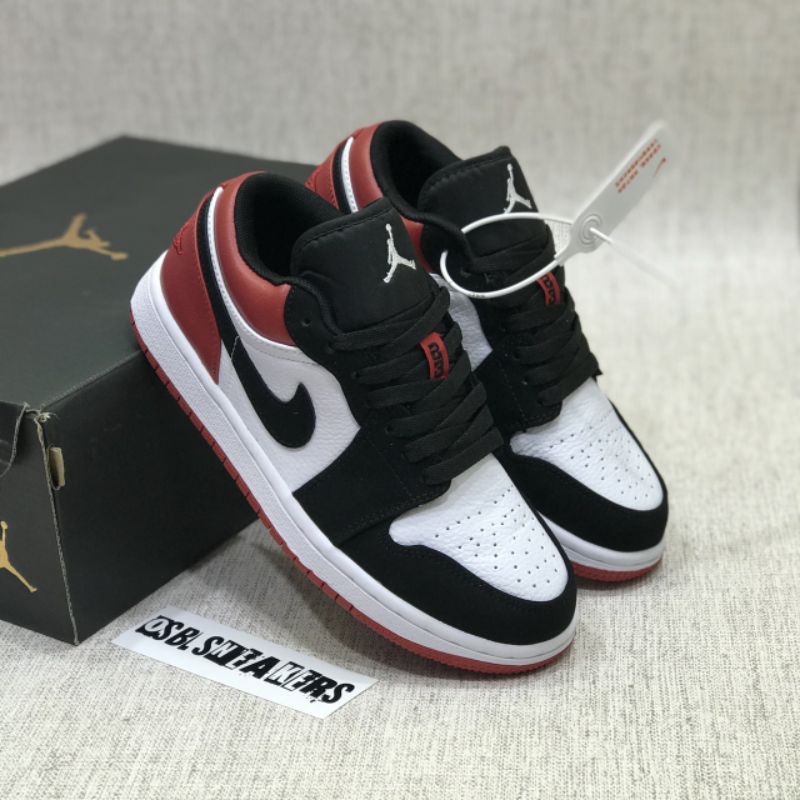 nike air jordan low black white