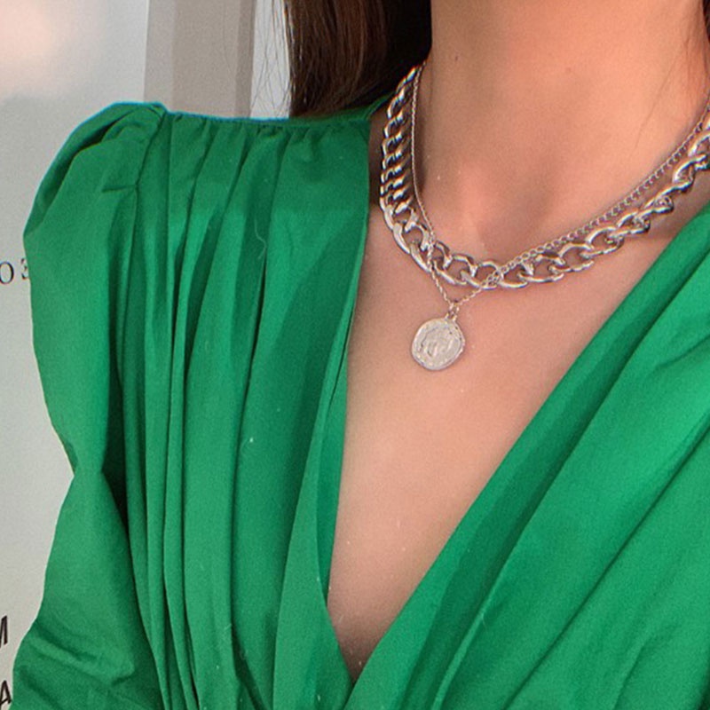 Ready Stock❤️Kalung titanium pria emas Rantai Double Layer Dengan Liontin Wanita Gaya Hip Hop kecenderungan fashion murah COD