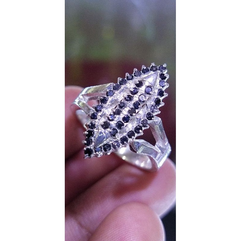 cincin perak berlian hitam