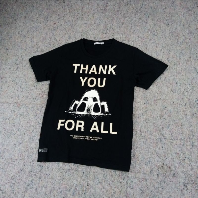 Uniqlo X One Piece Tee Preloved Kaos Second