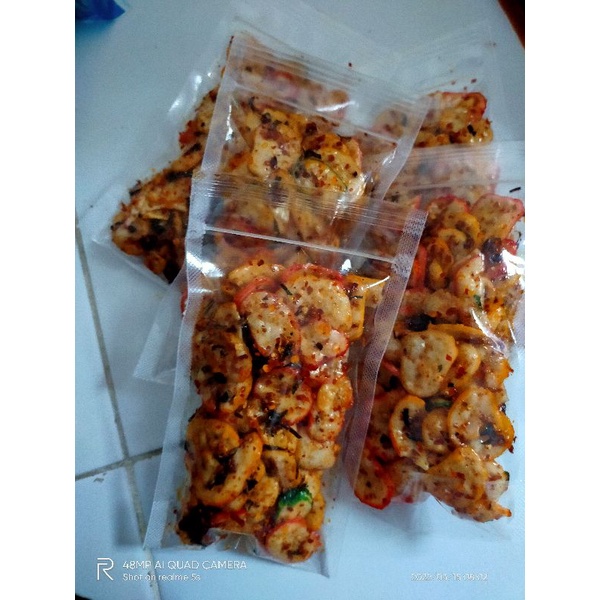 

Krupuk seblak super pedas