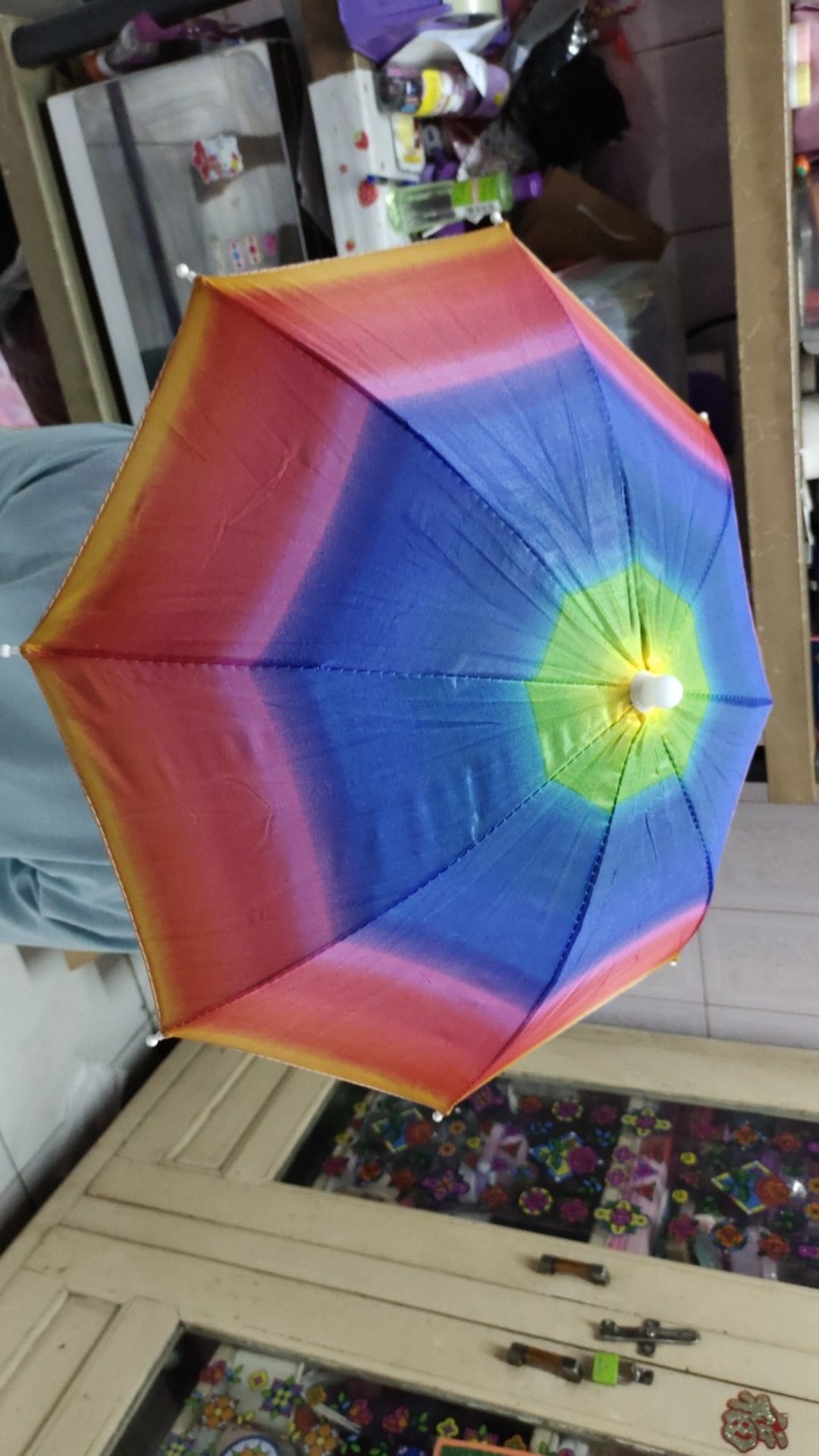 Payung Kepala - Lindungi Kepala Tanpa Ganggu Aktivitas Anda !