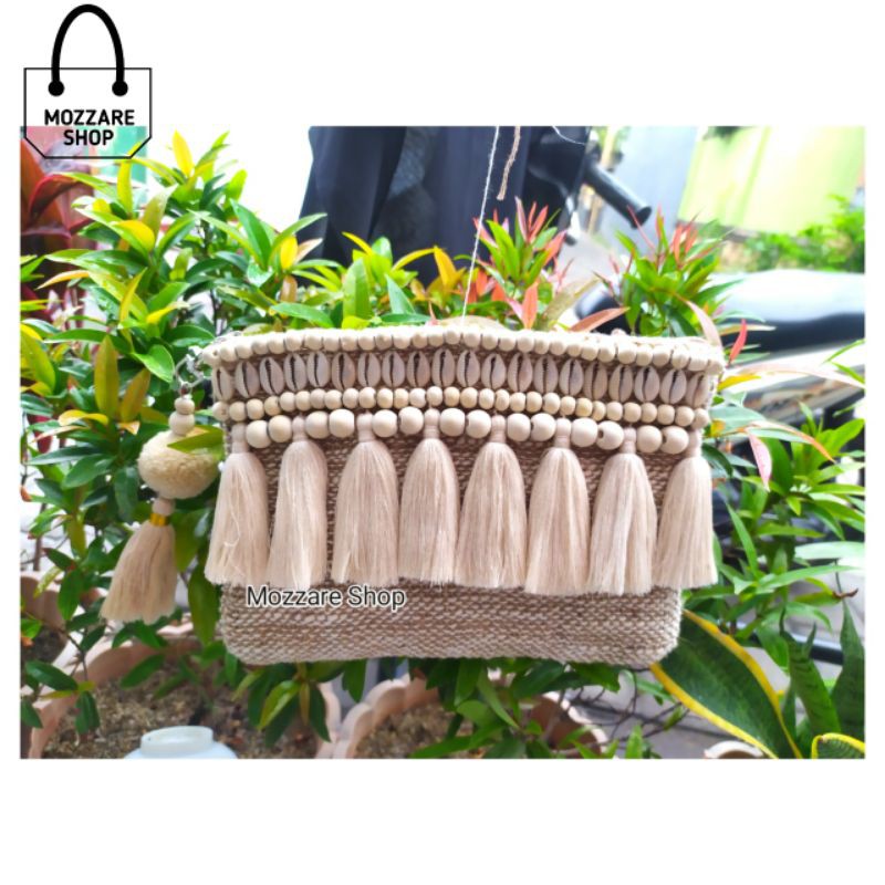 dompet bali | dompet pompom | dompet etnik bali |dompet tumanggal goni | dompet pantai | pouch etnik