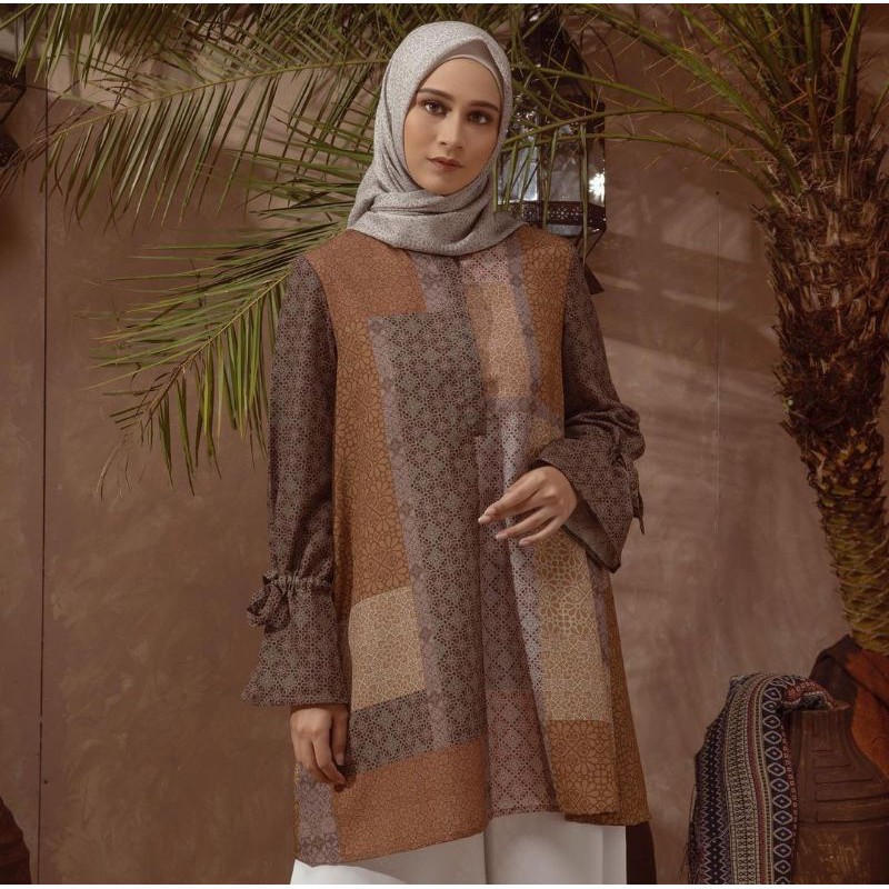 mosha blouse heaven lights