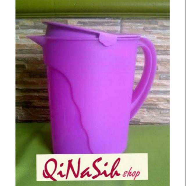 PITCHER 4 LITER TUPPERWARE LIMITED.. JADUL..