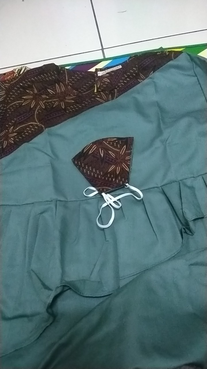 Atasan Batik Wanita Belinda Blossom 4108