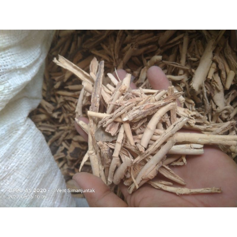 

Pulo sari Kering /kulit kayu Panda sari 1 kilo