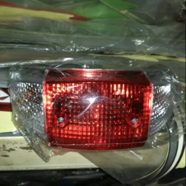 Lampu belakang stop lamp astrea grand