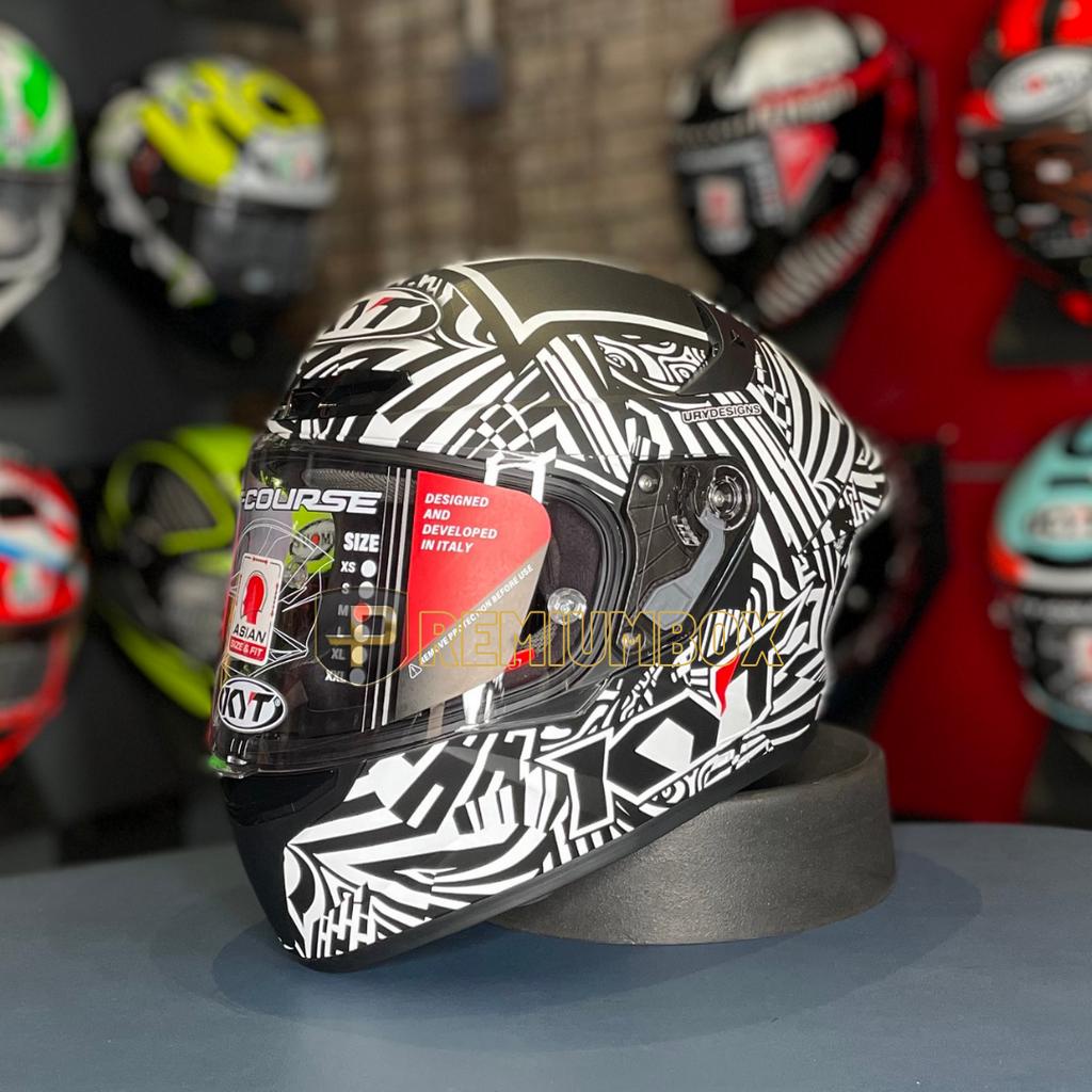 HELM KYT TT COURSE ESPARGARO WINTER TEST 2020 / full face / motif / warna hitam