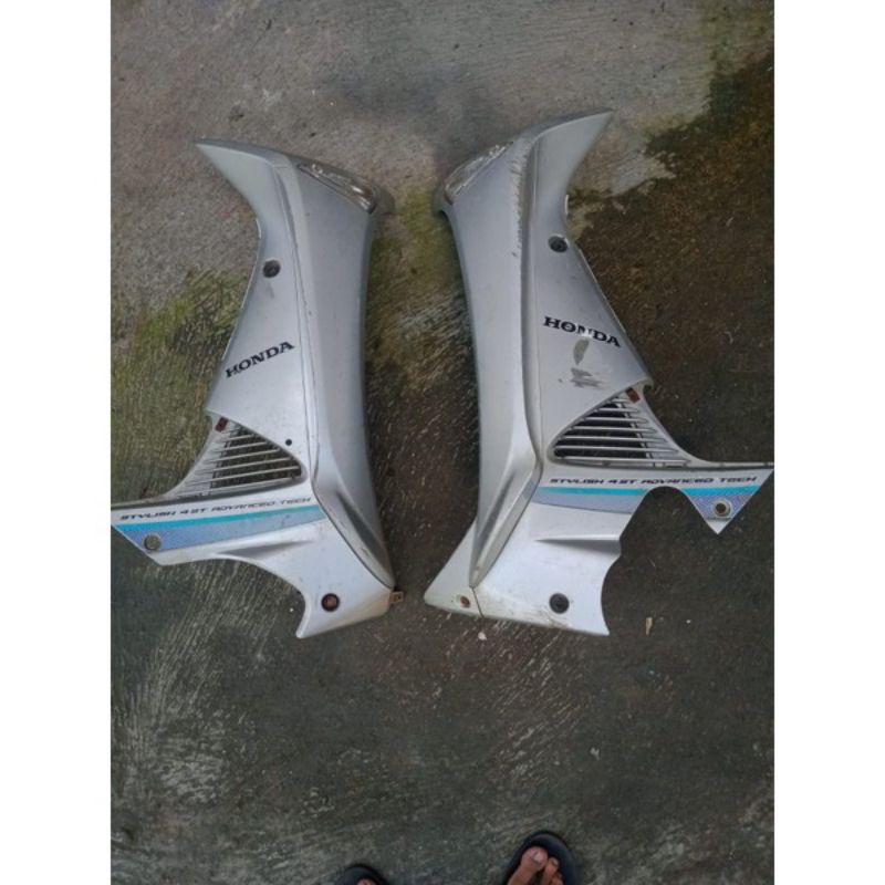 Tebeng cover dek body sayap honda supra x 125 lama Supra x 125 lama original murah