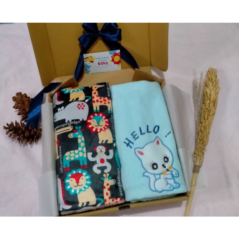 PASTI TERMURAH!!! HAMPERS BAYI | KADO BAYI | KADO LAHIRAN|HADIAH KADO HANDUK BAYI DAN SELIMUT-Biru (safari grey)