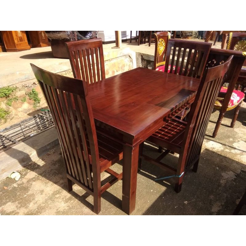 MEJA MAKAN KAYU JATI 4 KURSI