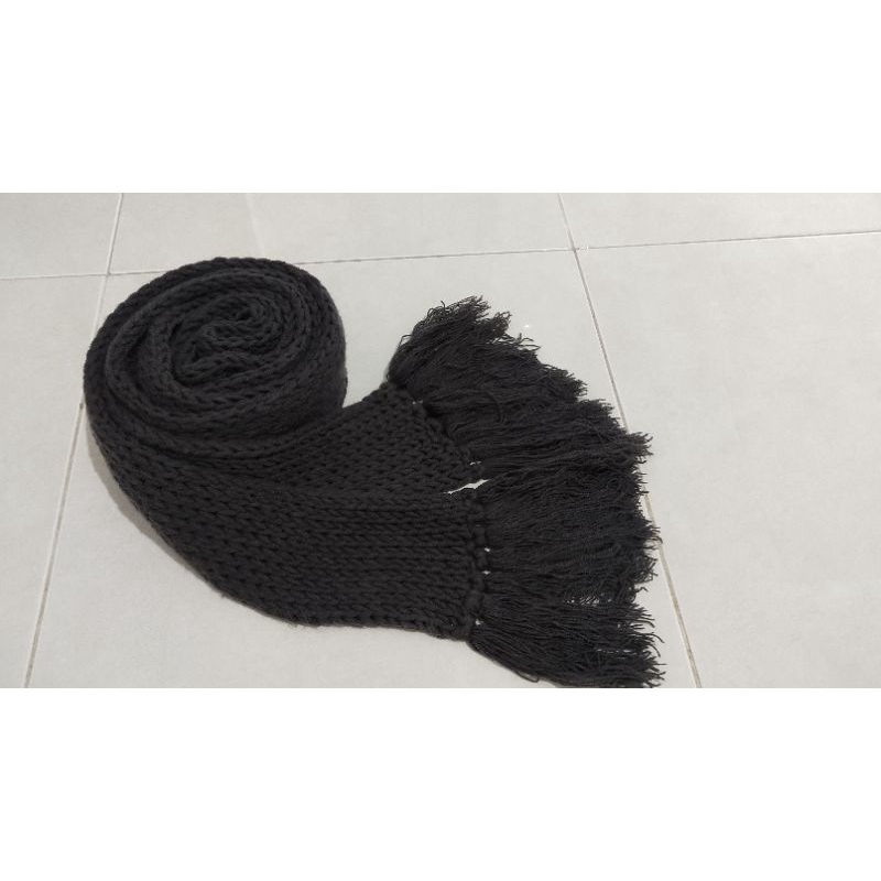 Syal Rajut Handmade Milkcotton