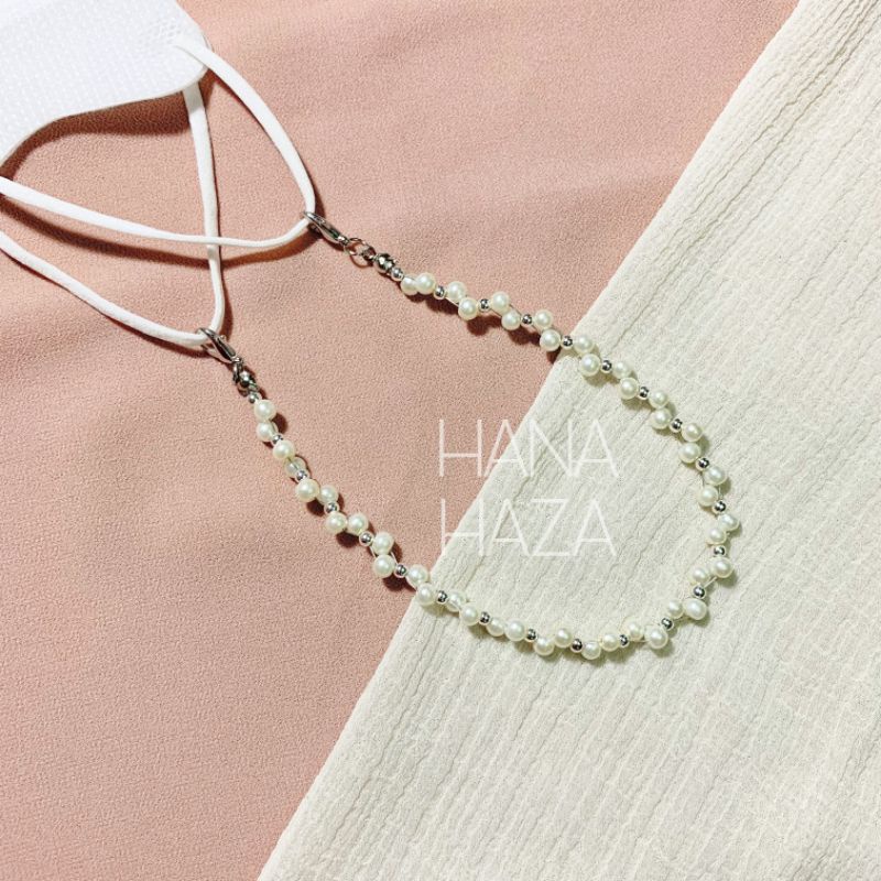 Konektor Masker Hijab Mutiara Part 1 Tali Masker Kalung Masker Strap Masker Gantungan Masker Kalung Masker Hijab 2in1 Strap Masker Elastis Tali Boba Tali Ulir Tali Padi Kalung Strap Masker Hijab Strap Masker HijabTali Korea Konektor Headloop-Broken White