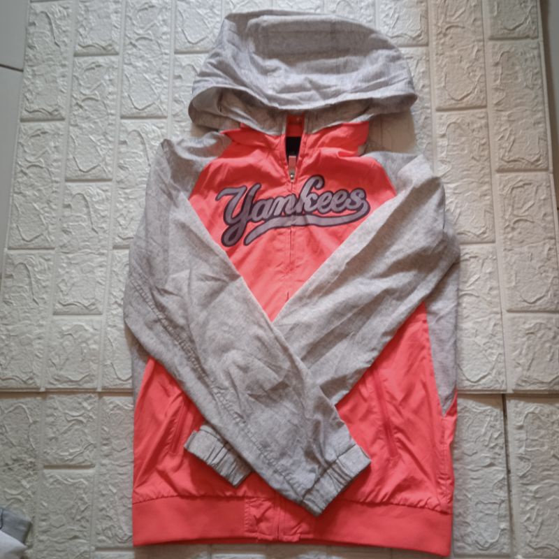 jaket MLB