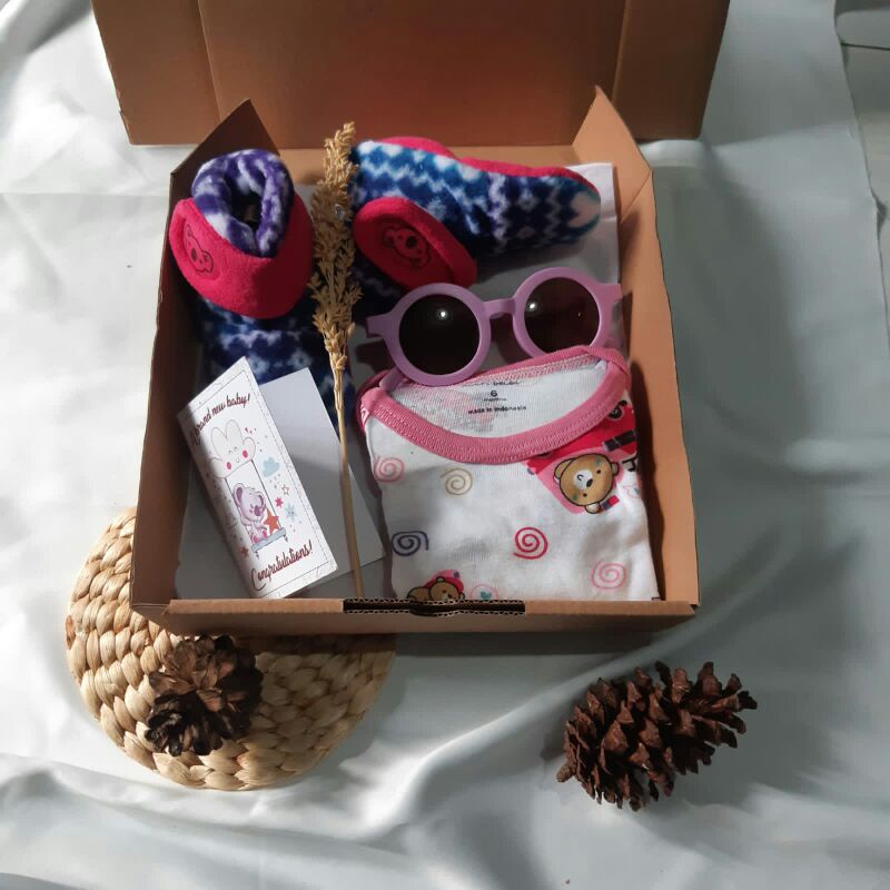 

HAMPERS EKONOMIS/ KADO LAHIRAN
