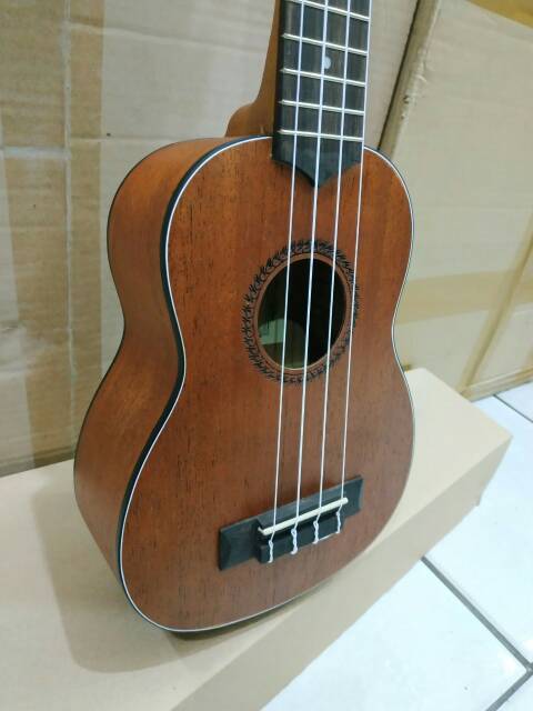 Ukulele Soprano Merk Cowboy Original Tipe UK-21 NS Coklat Tua Ukiran Jakarta Bonus Tas Senar Pick