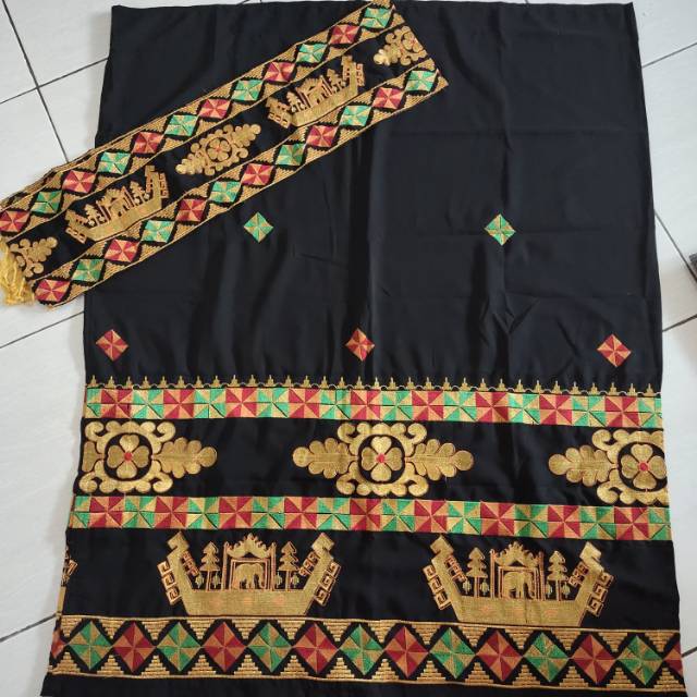 Songket Lampung Siger