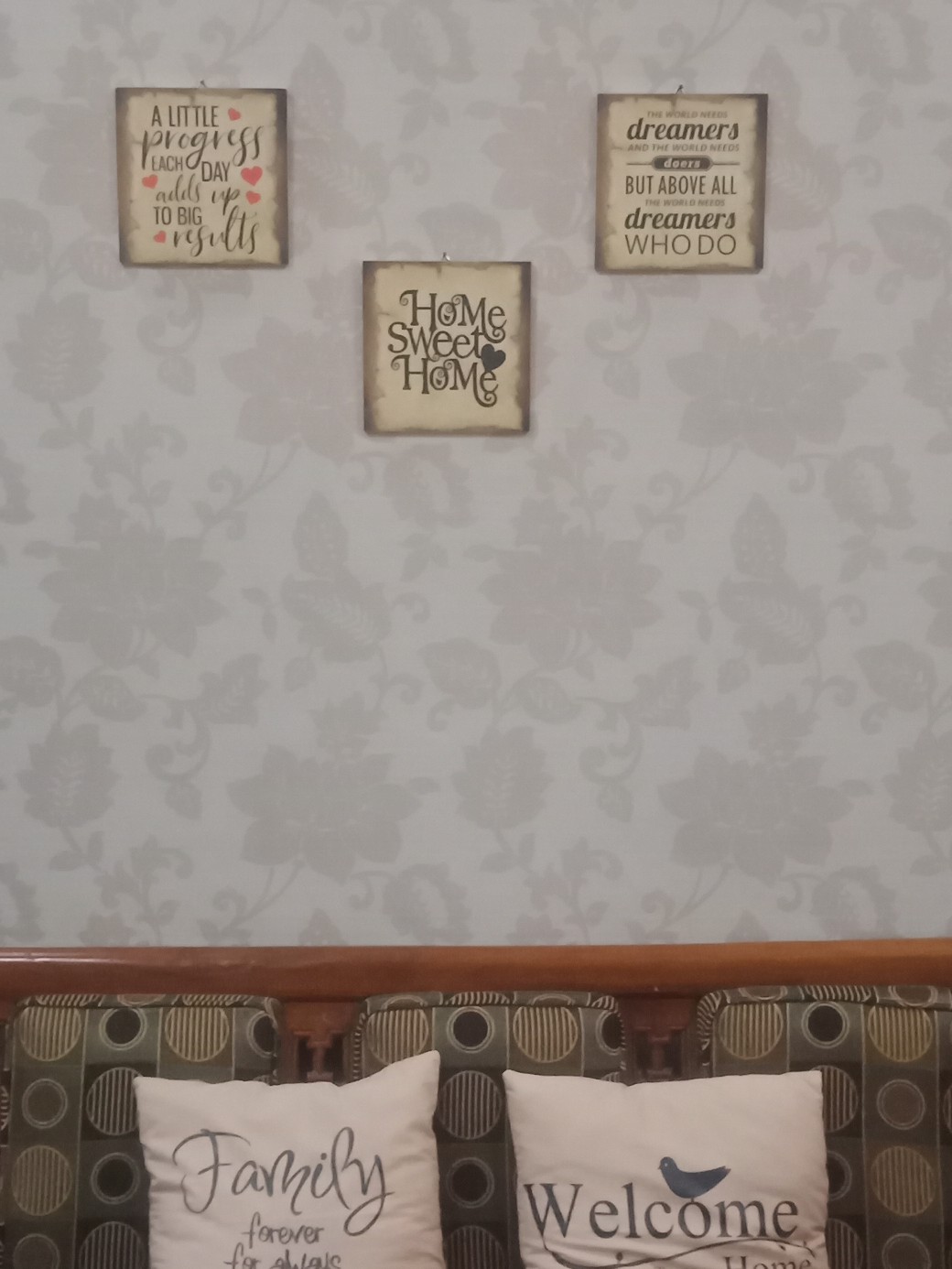 Walldecor Home Family Quotes Kata Motivasi 20x20cm Pajangan Hiasan Dinding Shabby Chic