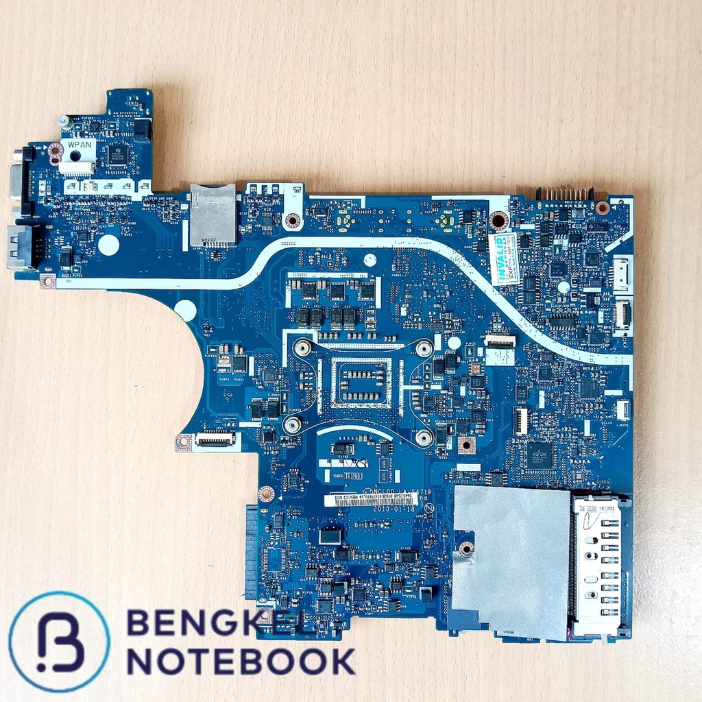 Motherboard Dell Latitude E6410 LA-5471P Core i3 i5 HM55 VGA INTEL